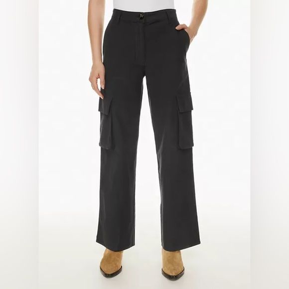 Aritzia Wilfred Free Highway Cargo Pants in Black - Picture 1 of 3